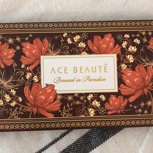 Ace Beaute Bronzed in Paradise Palette